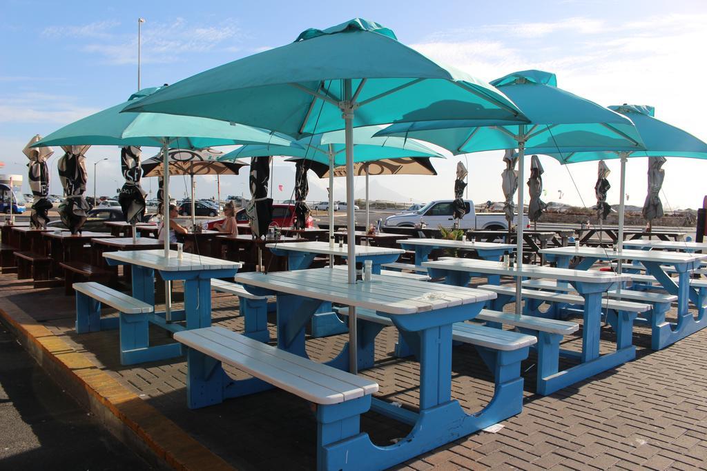 Blouberg Beachfront Apartment โบลแบร์กสตรานด์ ห้อง รูปภาพ